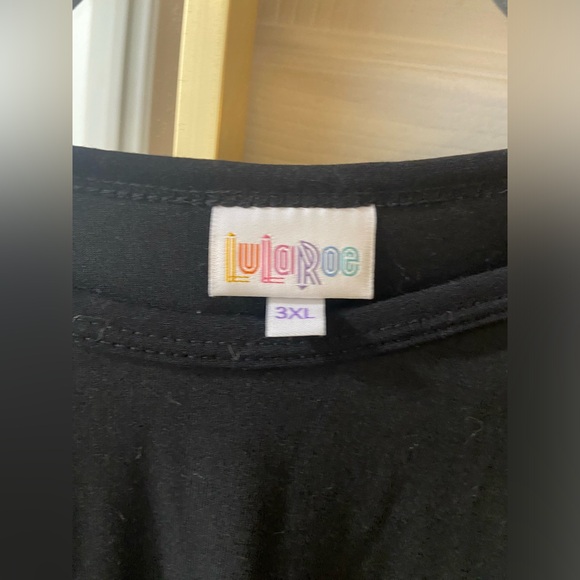 Shirt - Picture 2 of 3